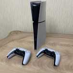 Продам PlayStation 5 Slim digital edition с двумя джойстика, 1Tb