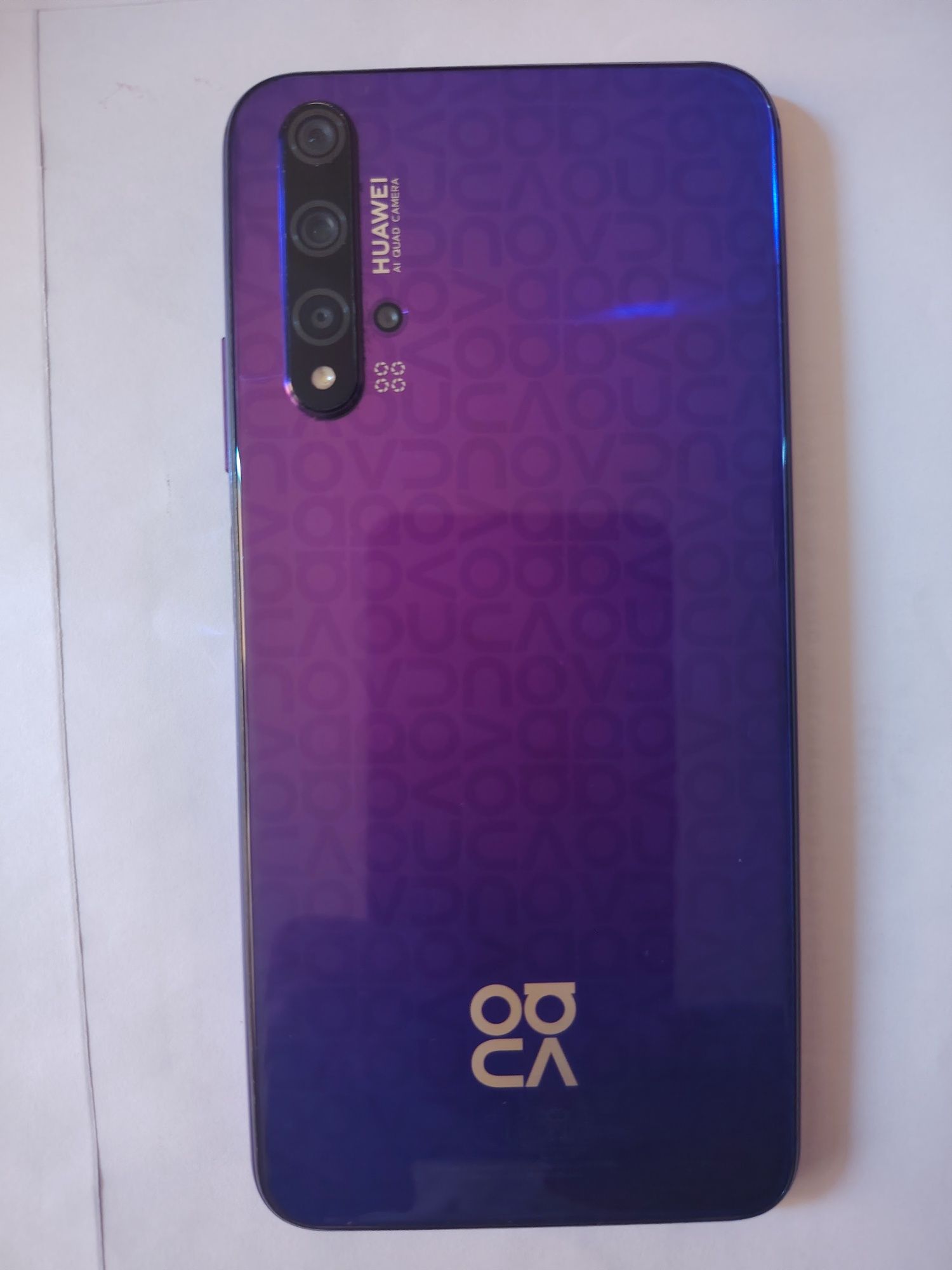 Продам телефон Huawei nova5Т!!!