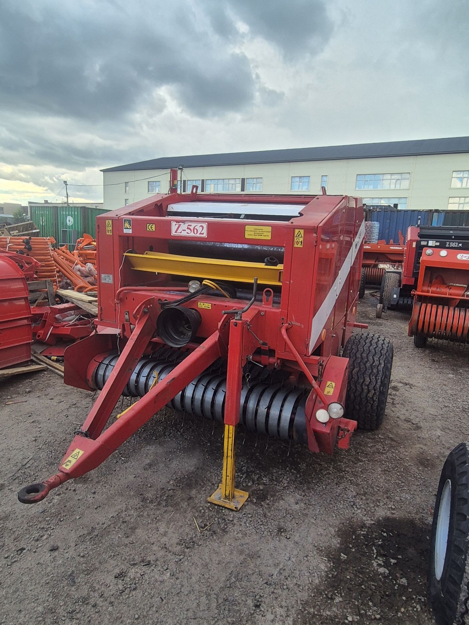 Пресс подборщик Metal fach Z562
