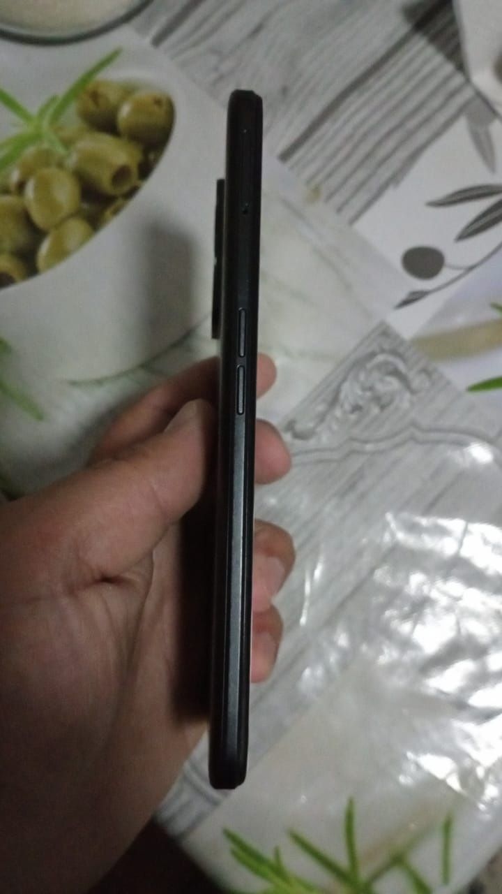 Обменяю на айфон возможно с доплатой. One Plus Nord CE 2 Lite 5G