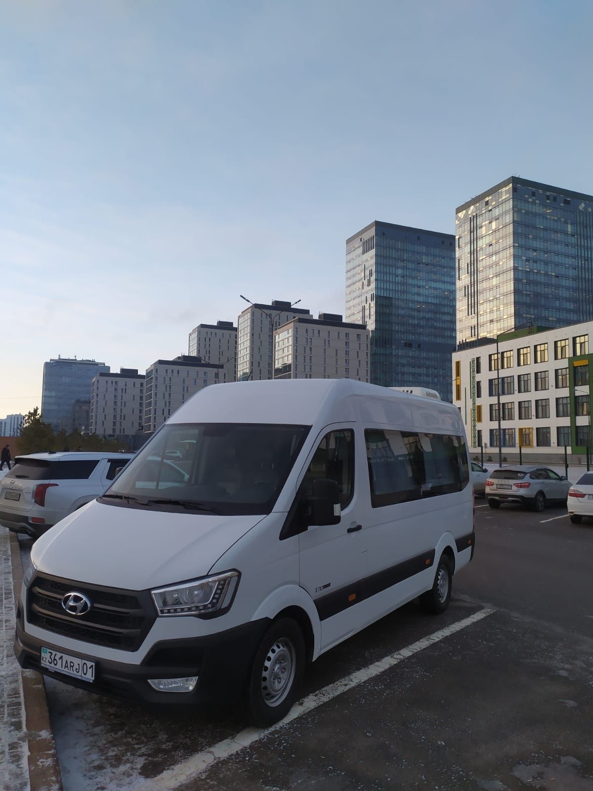 Микроавтобус Хундай н350 Спринтер. Sprinter . Газель . Gazel 10-18 мес