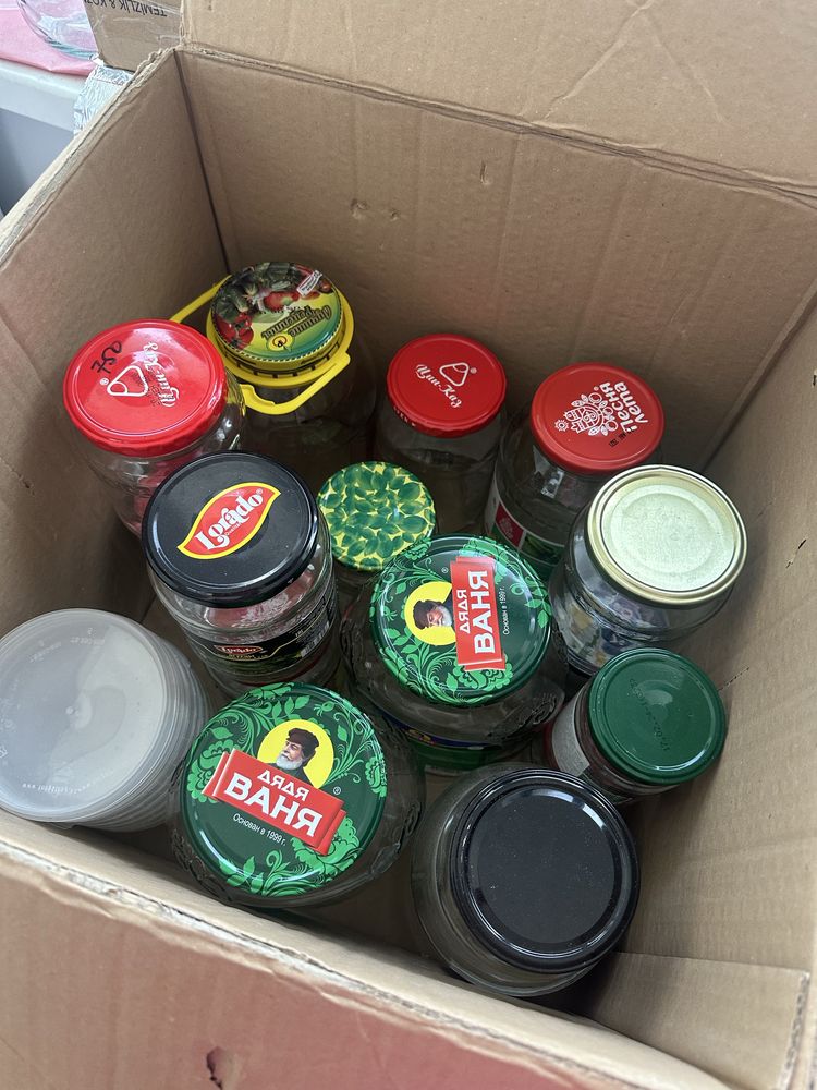Продам банки можно с крышкой