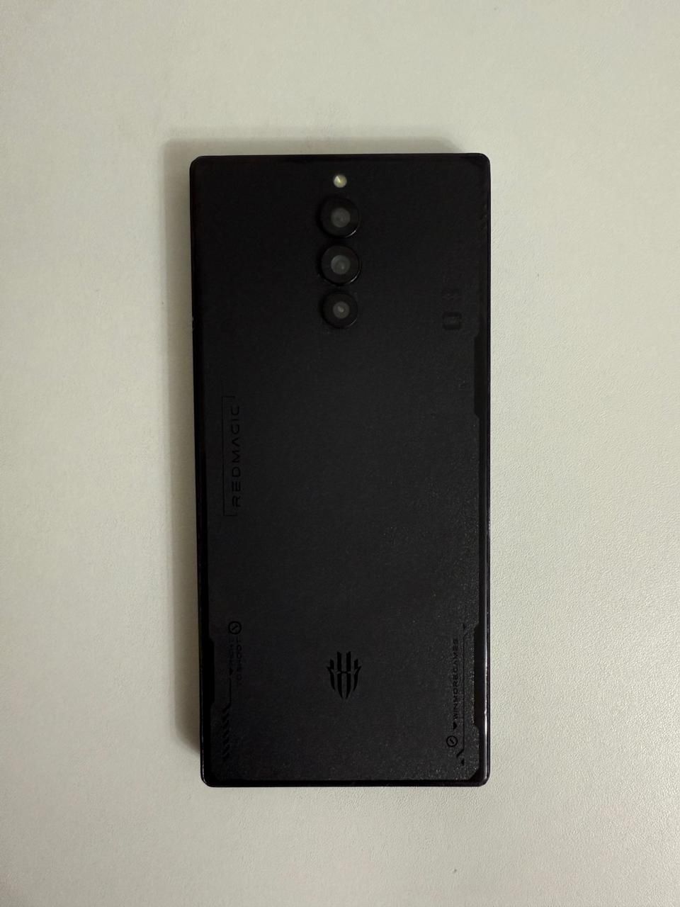 Red magic 8s pro Global есть обмен на Iphone