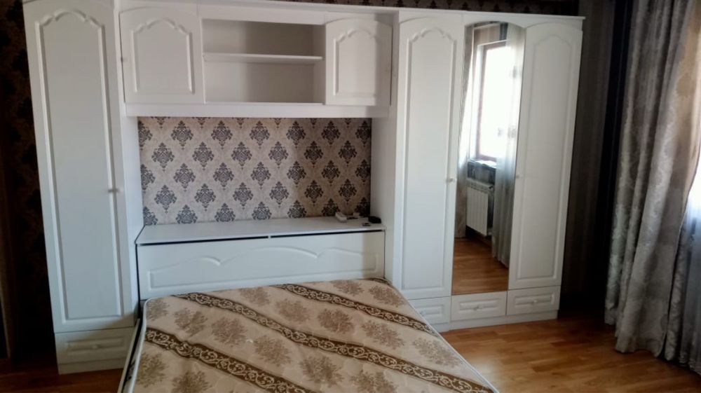 Спальный гарнитур с прихожей