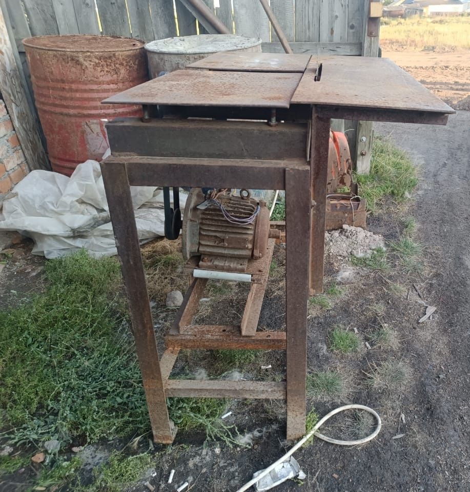 Продам циркулярную пилу