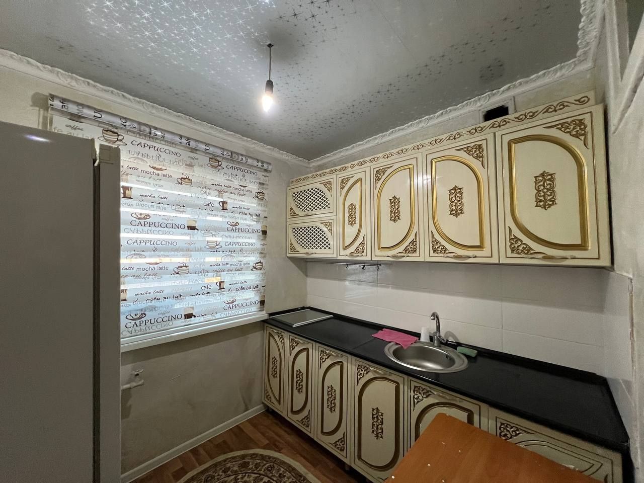 В Центре города продаётся 2х комнатная ул. Мәңгілік Ел (Комарова) 22