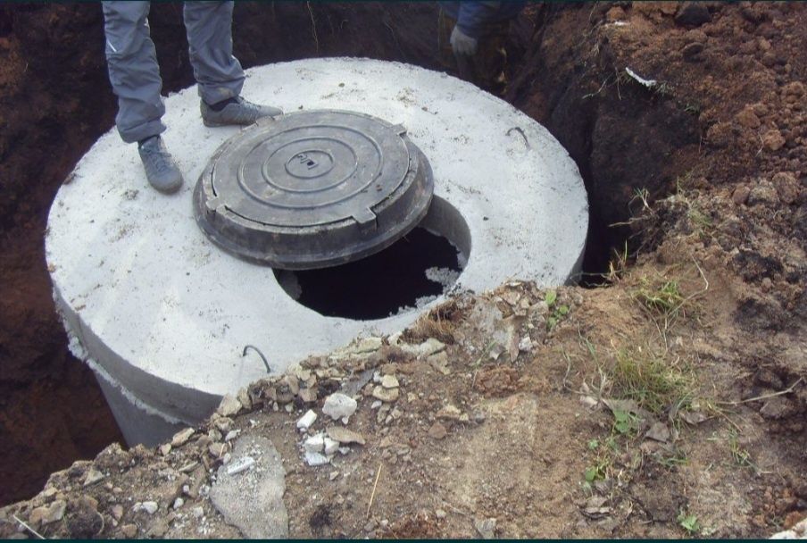 Установка септиков, монтаж центральной канализации и водопровода,