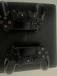 Продаю ps4 естьь
