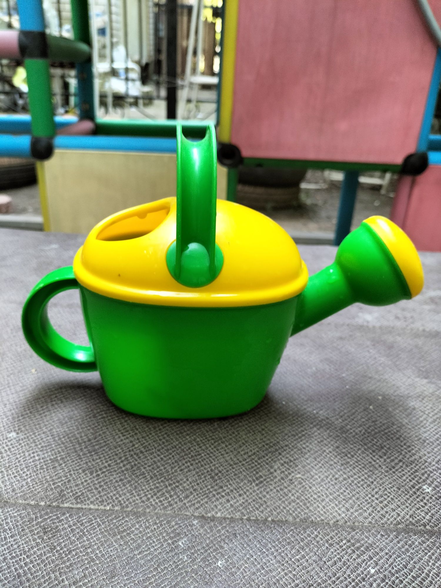 Продам игрушки для песочницы.