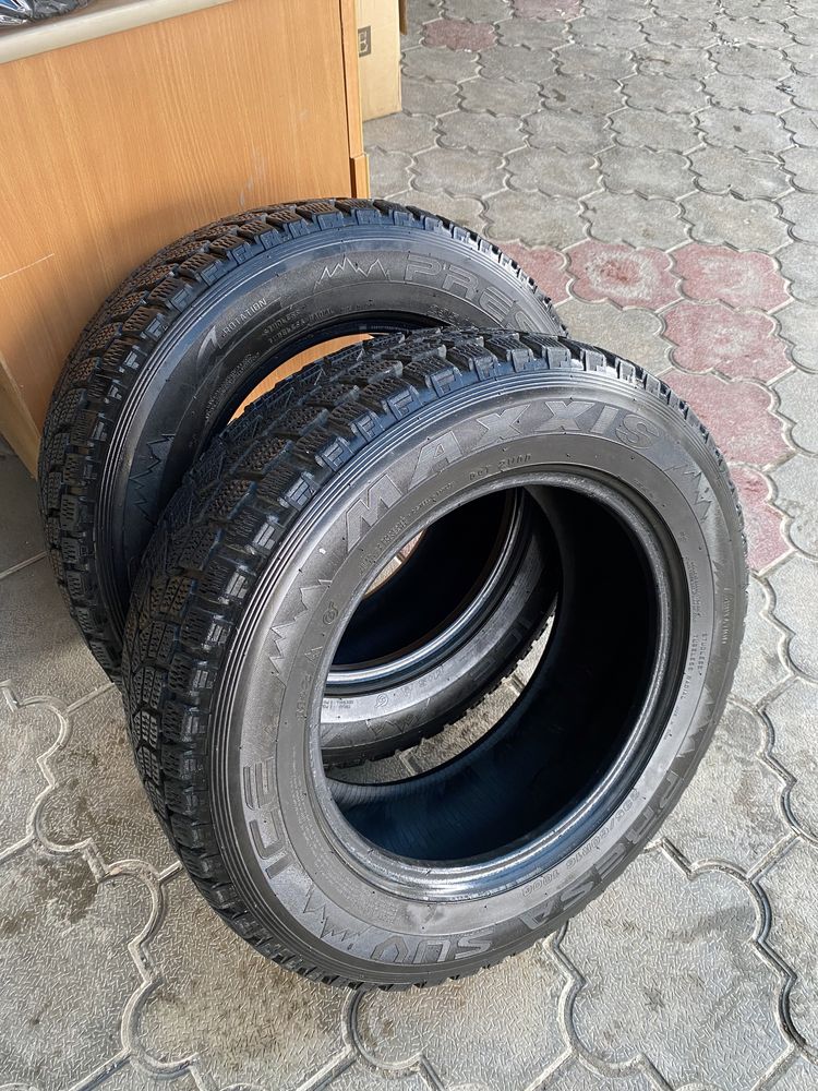Зимняя резина Maxxis размер 16