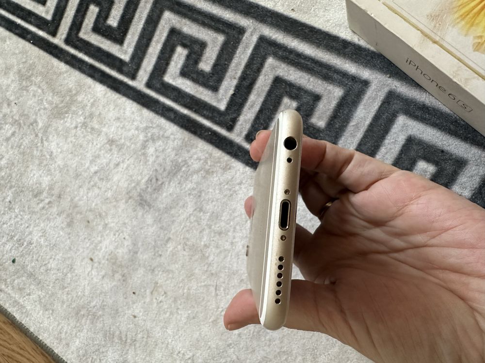 Телефон айфон 6 s