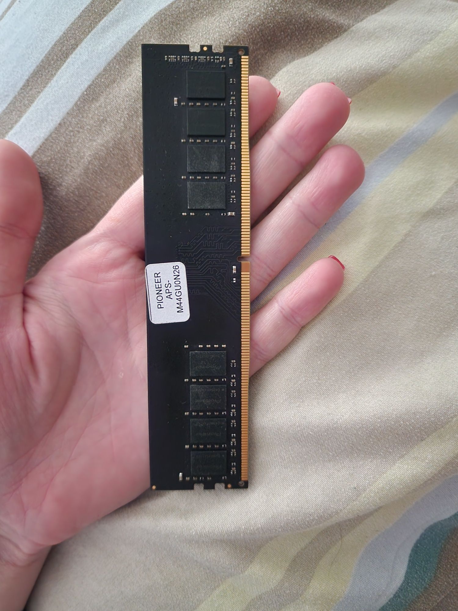 Видеокарта- geforce gt 430 1gb Оперативная память - pioneer 2gb