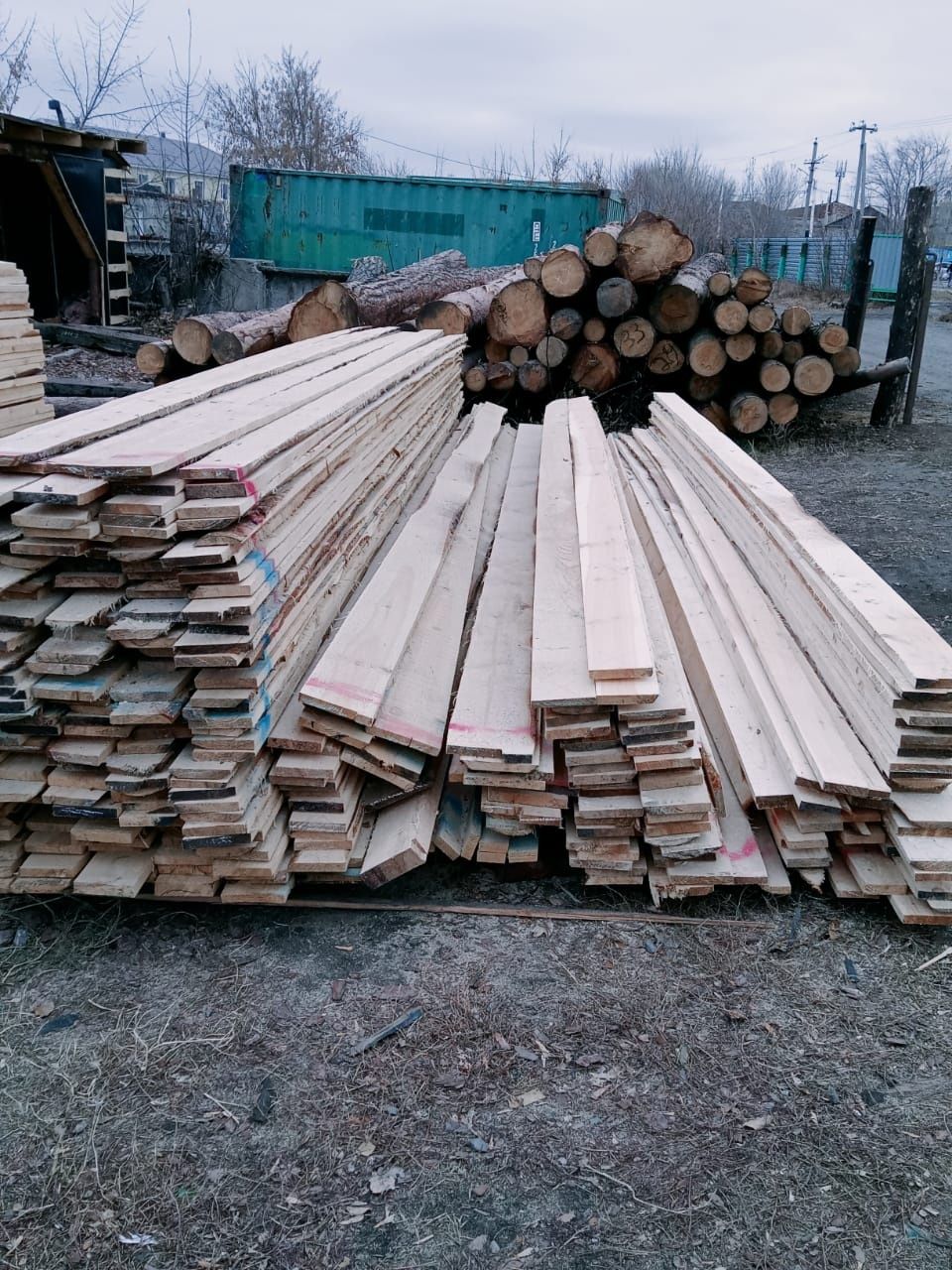 Продам лес (доска обрезная и необрезная)