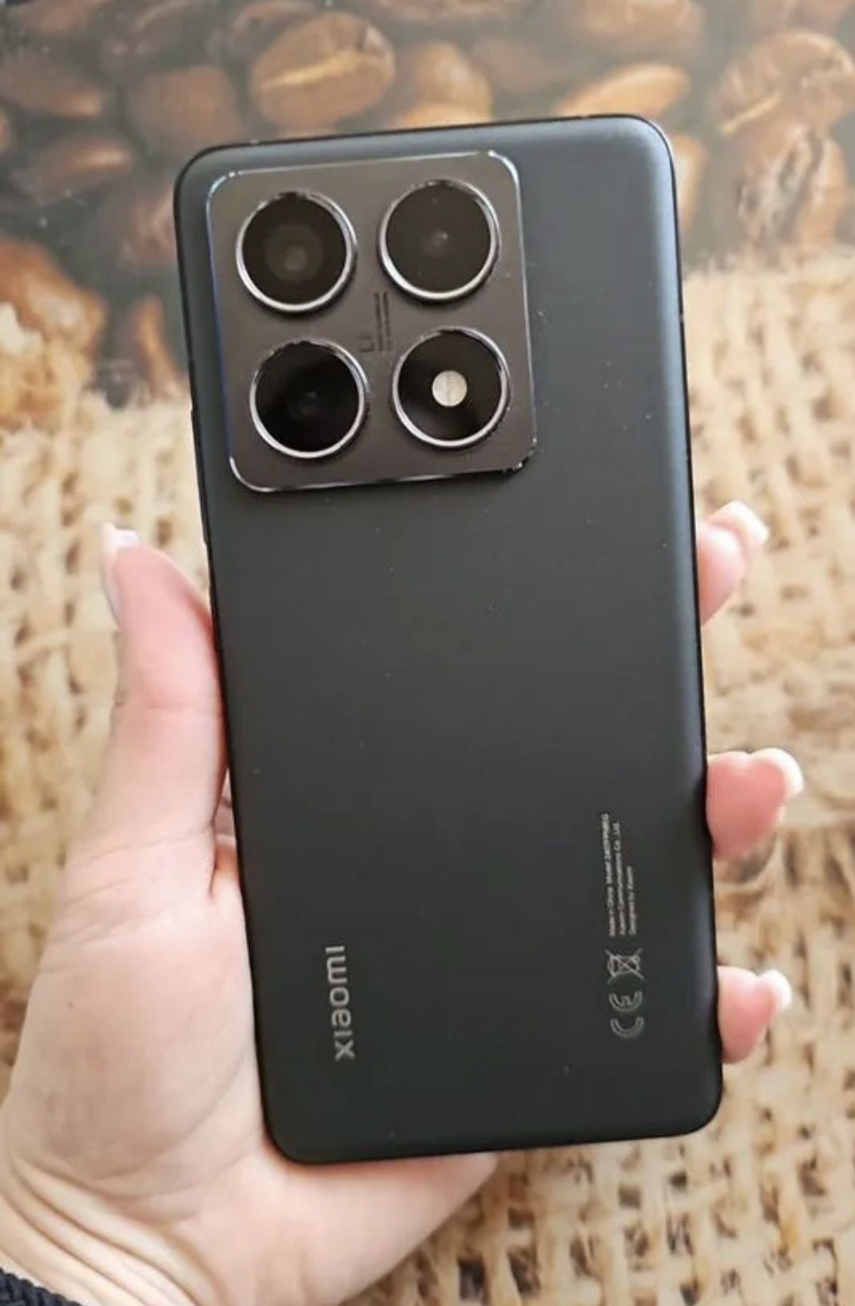 Телефон Xiaomi 14 T Pro