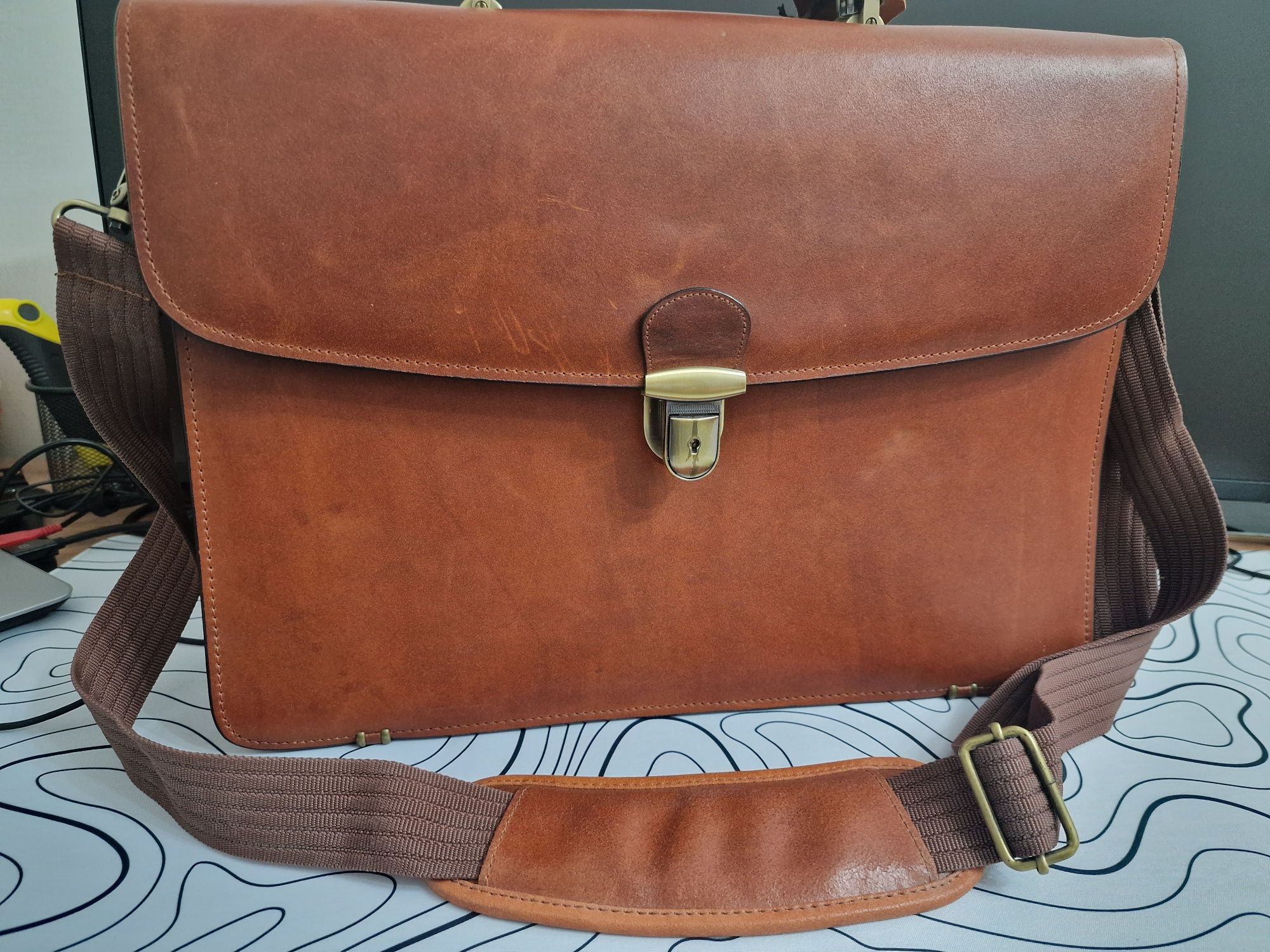 Кожаный портфель, Empire Kazakhstan souvenirs