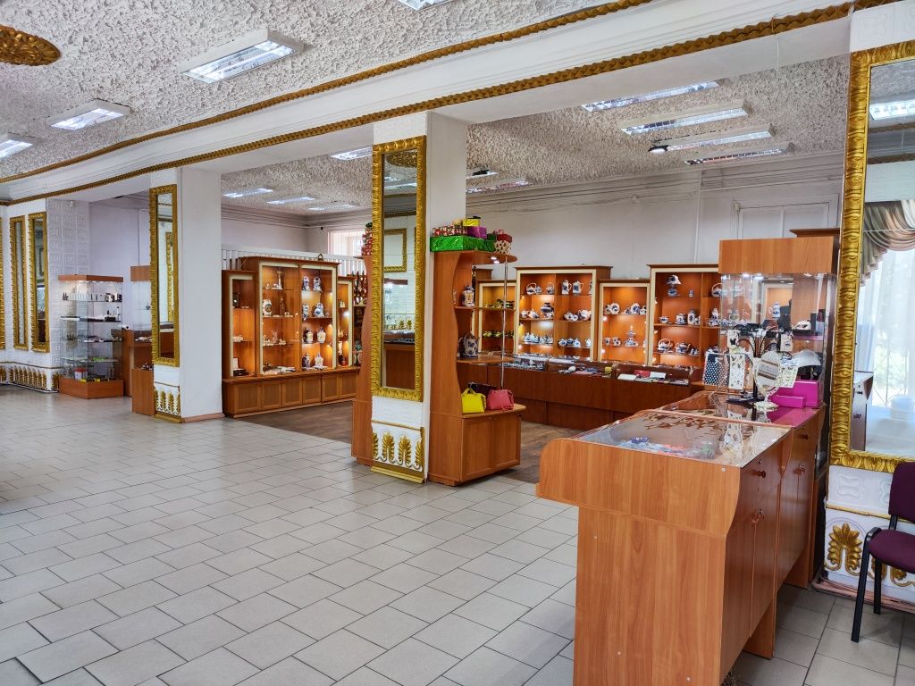 Продам,сдам в Аренду магазин Сувенир  по ул. Советская 31