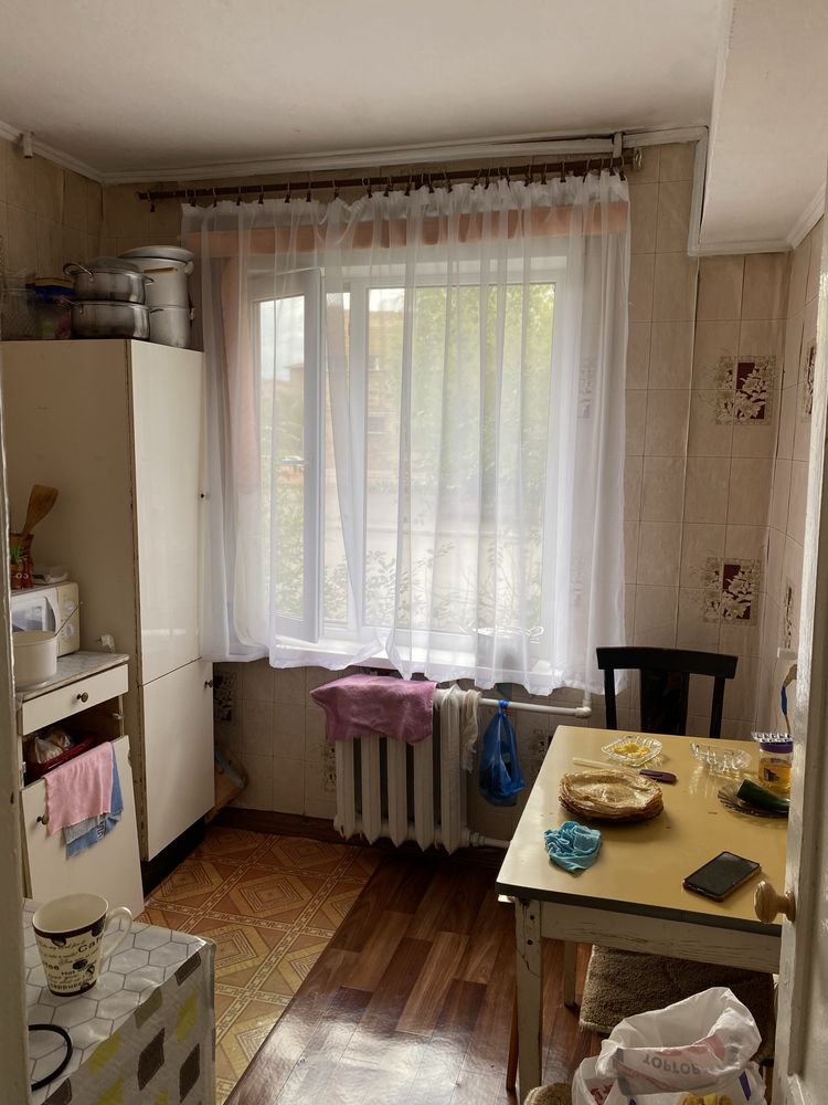 Продам 3-комн квартиру в центре г Сарань по Жамбыла !