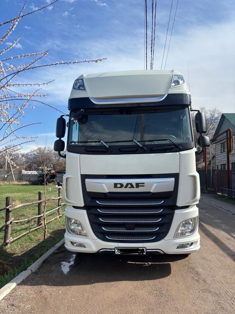 Продам DAF XF 106 тягач 2018 год