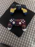 Продам Ps4 , два джойстика , прошитая