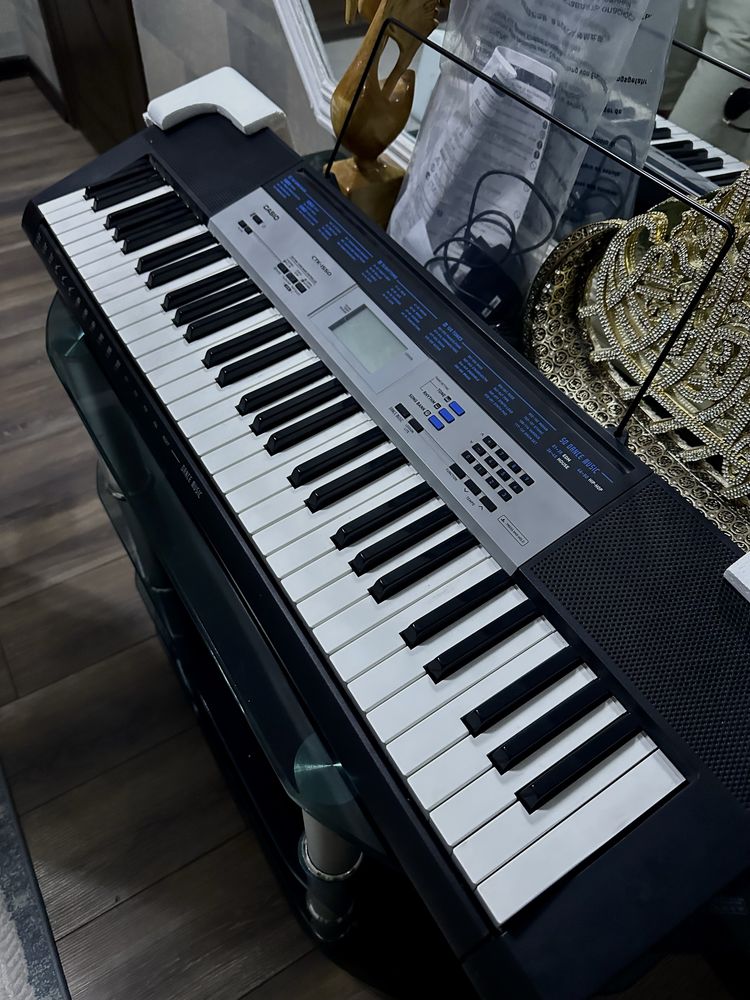 Синтезатор Casio
