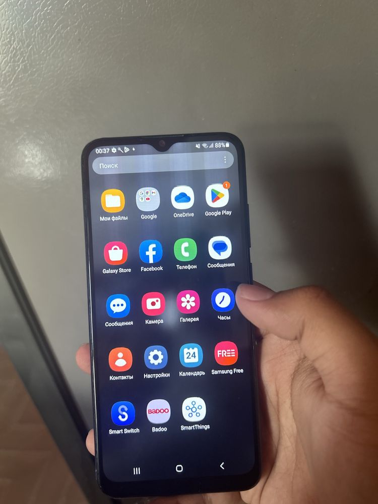 Продаю Samsung A03 В хорошеем состояние срочно!!!