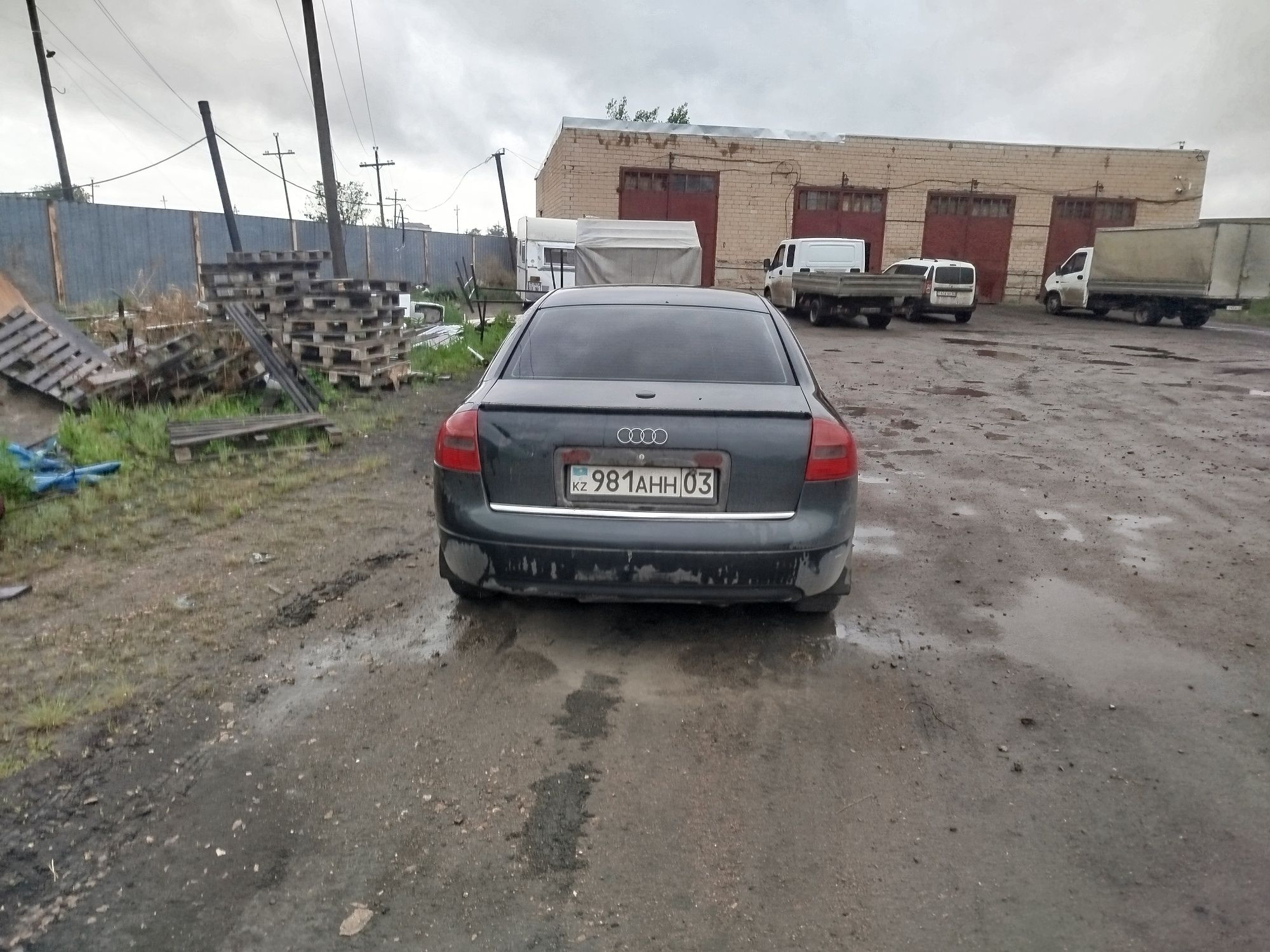 Ауди а6с5 1.8т..