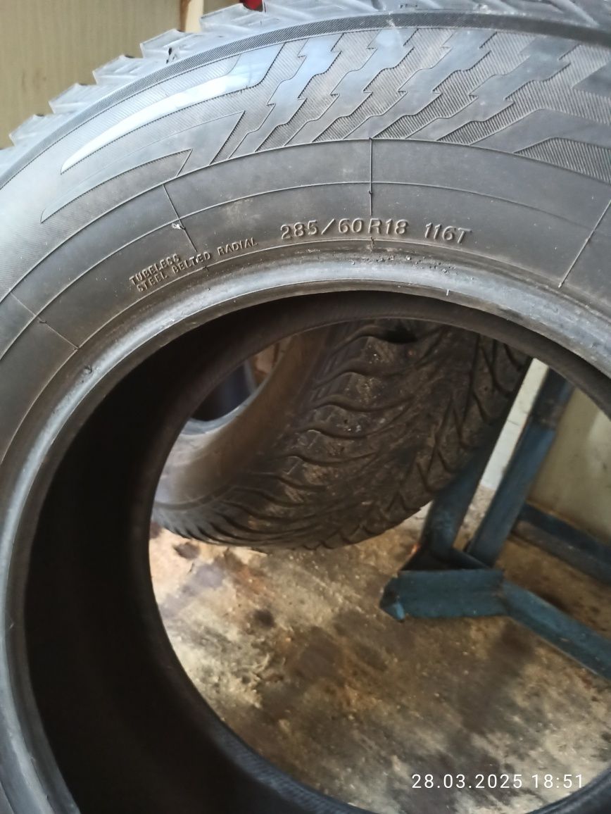 Продам баллоны зимние шиповоные 285/60R16