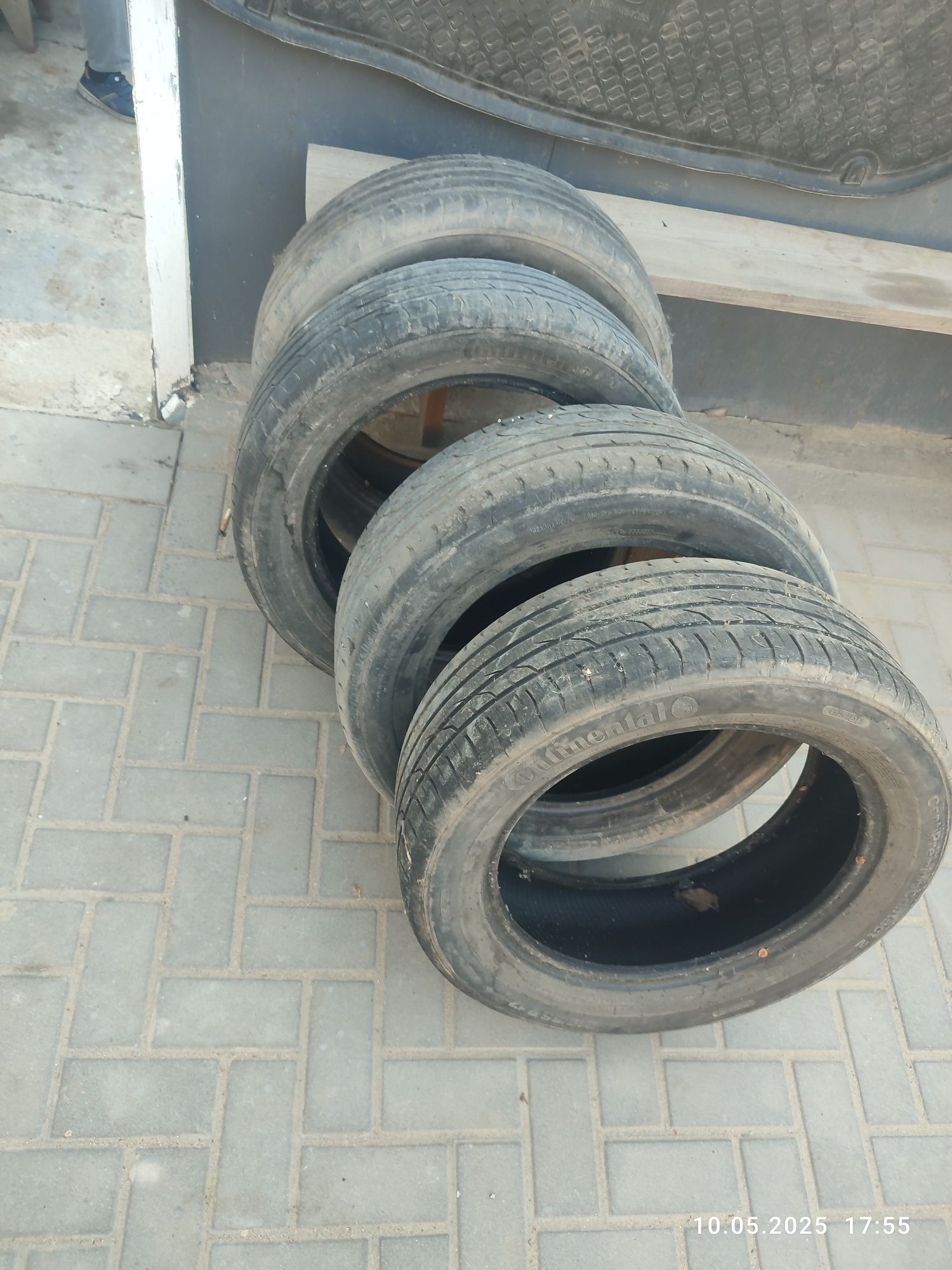 Шины 215/55/R17 летние