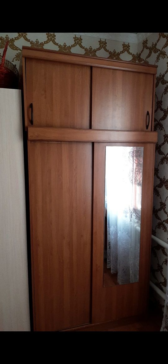 Шкаф б/у в хорошем состояние