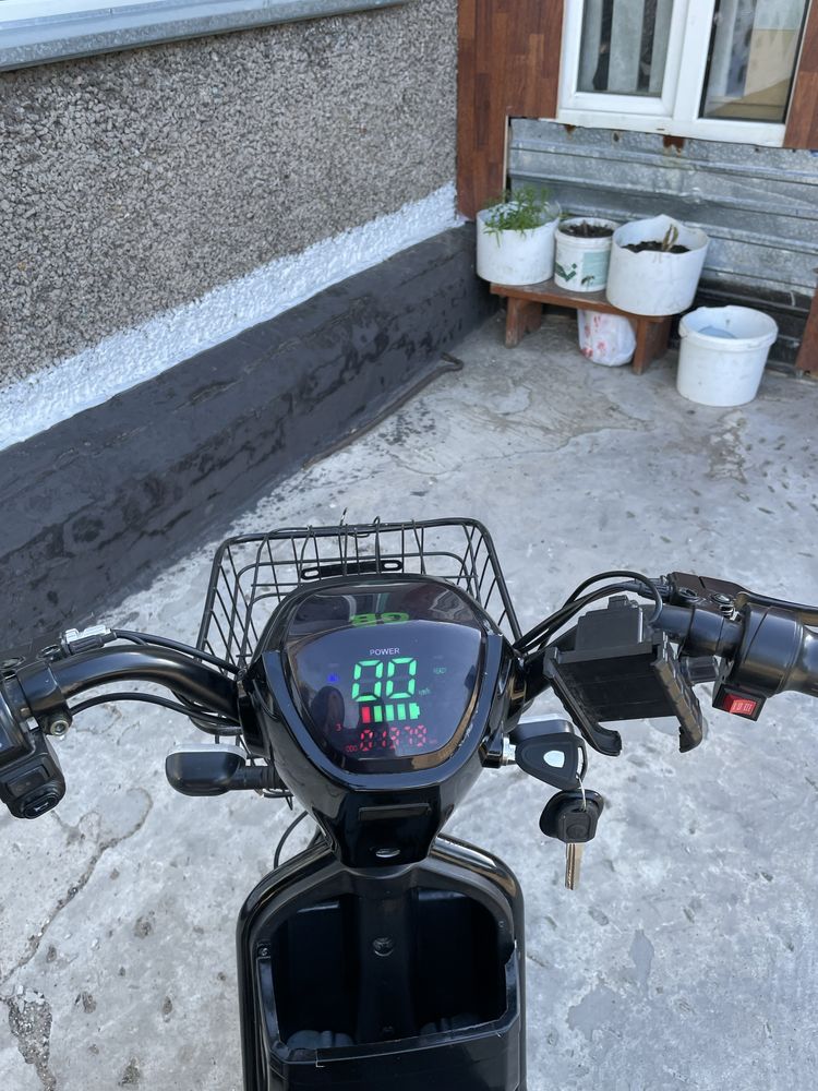 Продам электро скутер