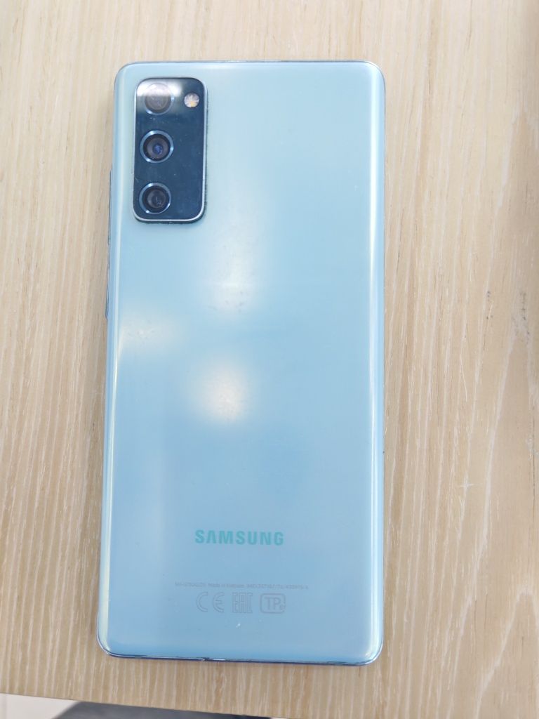 Samsung S 20fe обмен