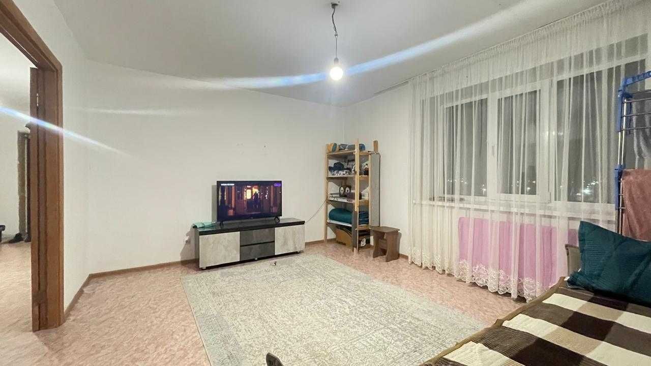 Продам 2-комн в районе Береке в новом доме