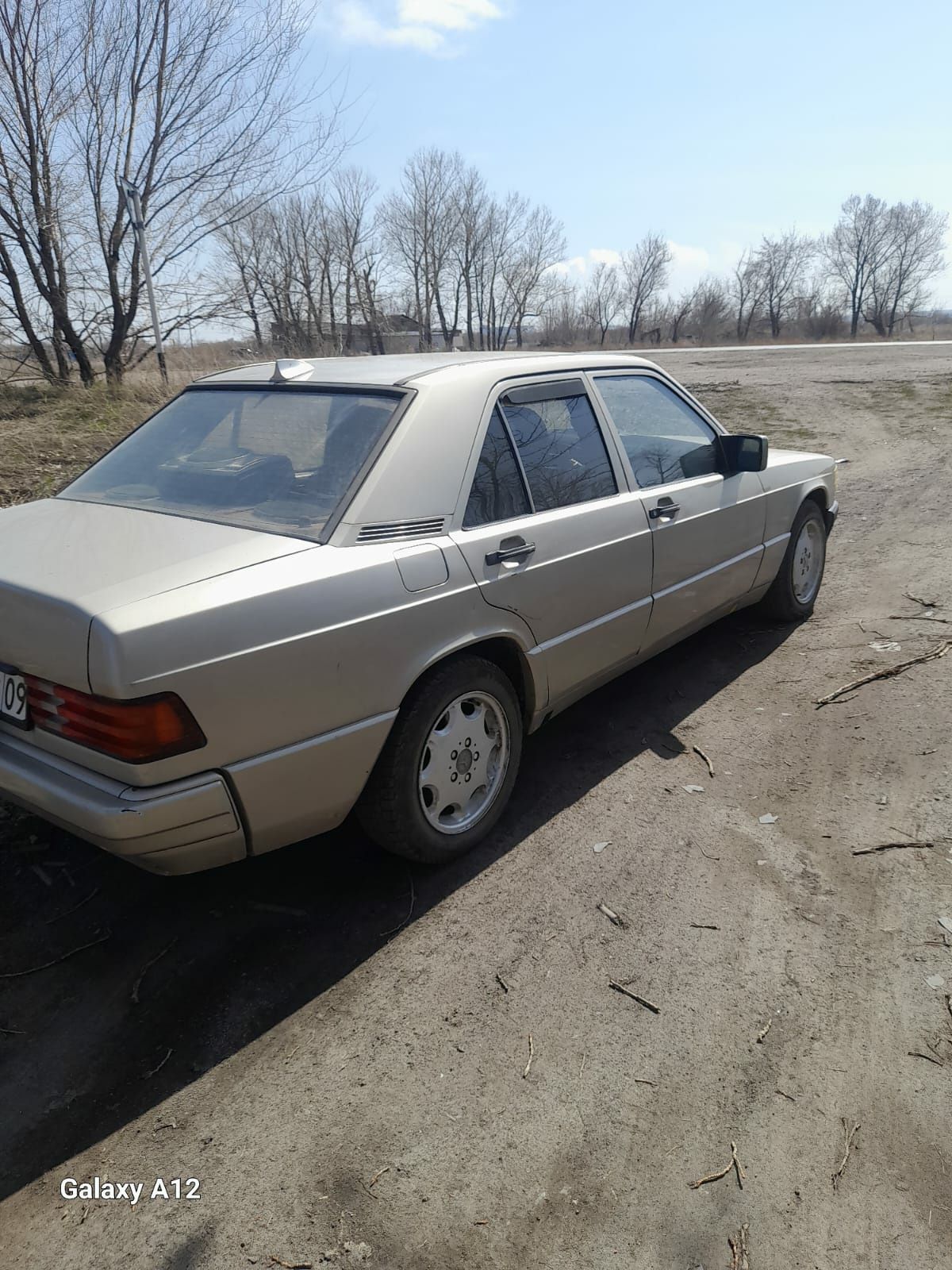 Продам Мерседес 190