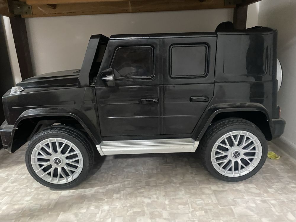 Детский автомобиль