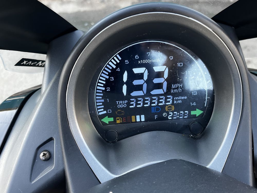 Мопед скутер N Max 200cc кубов
