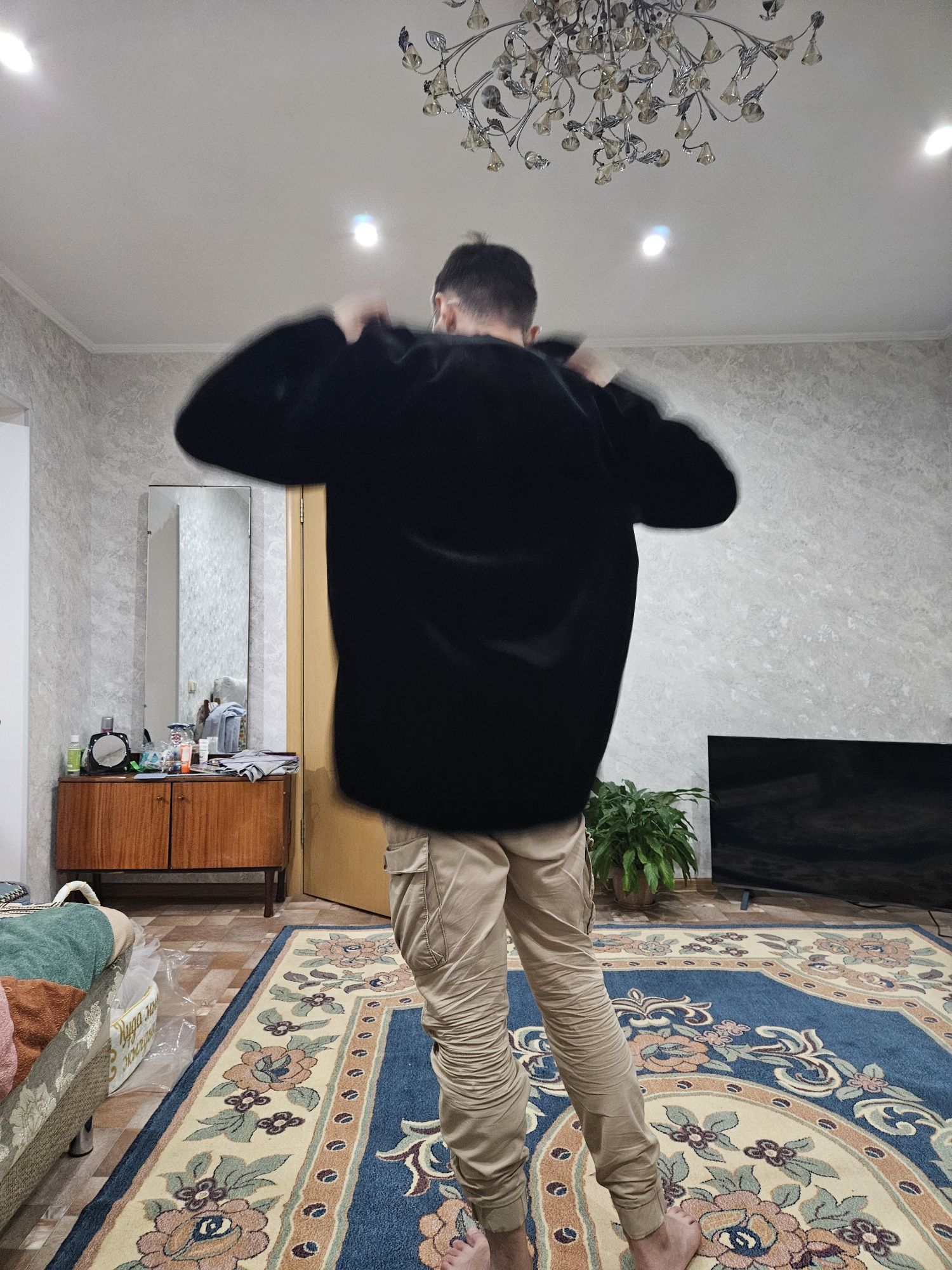 Абсолютно новая шуба для мужчин