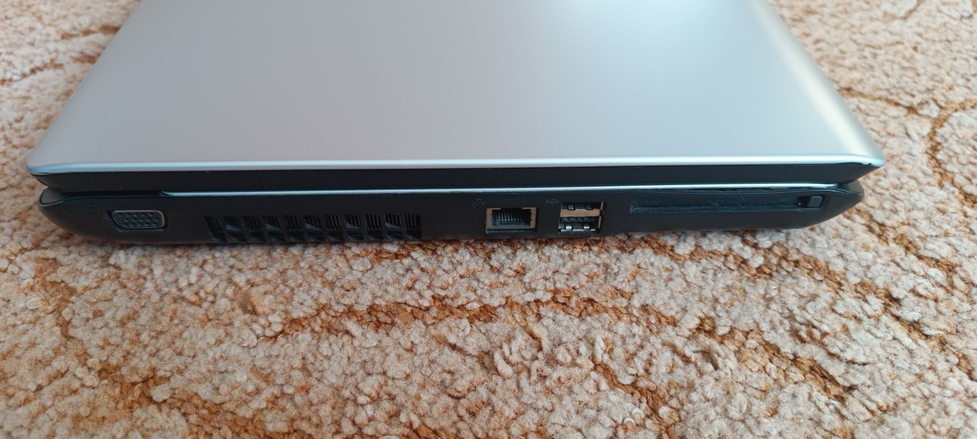 Продам ноутбук Toshiba