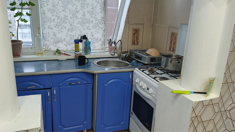 Продам 4 комнатную квартиру