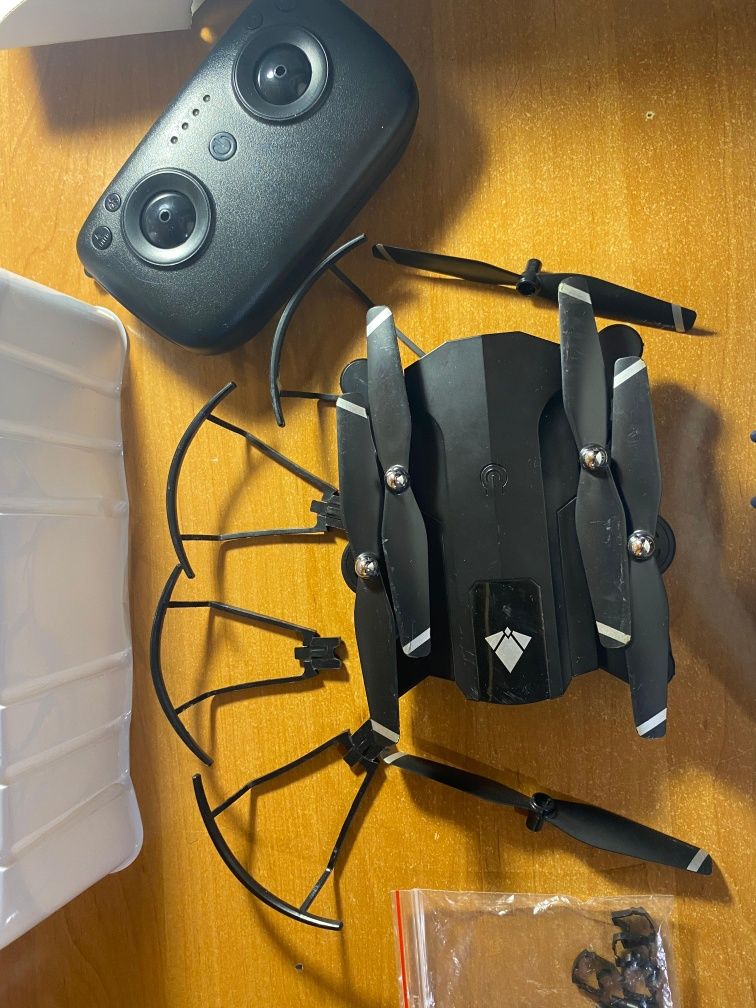 Дрон (Smart Drone Model F)