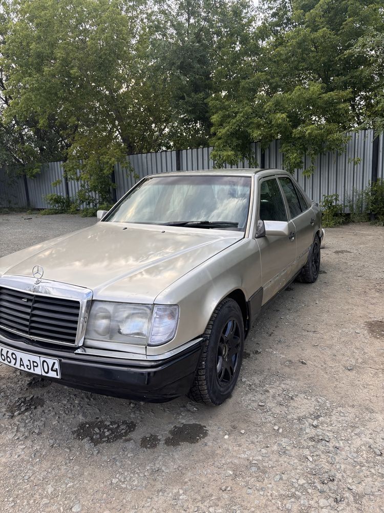 продам мерседес 124