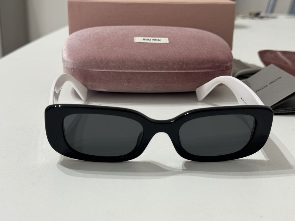 Солнцезащитные очки от miu miu (оригинал)