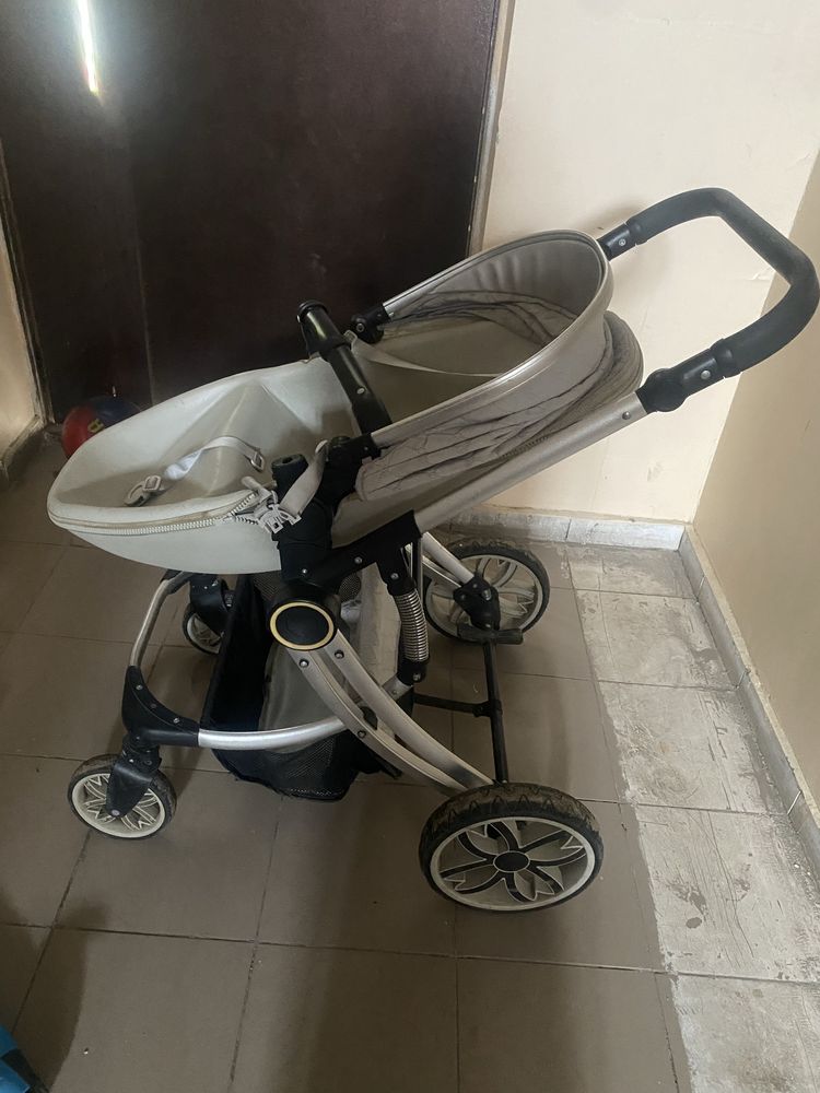 Детская коляска продам