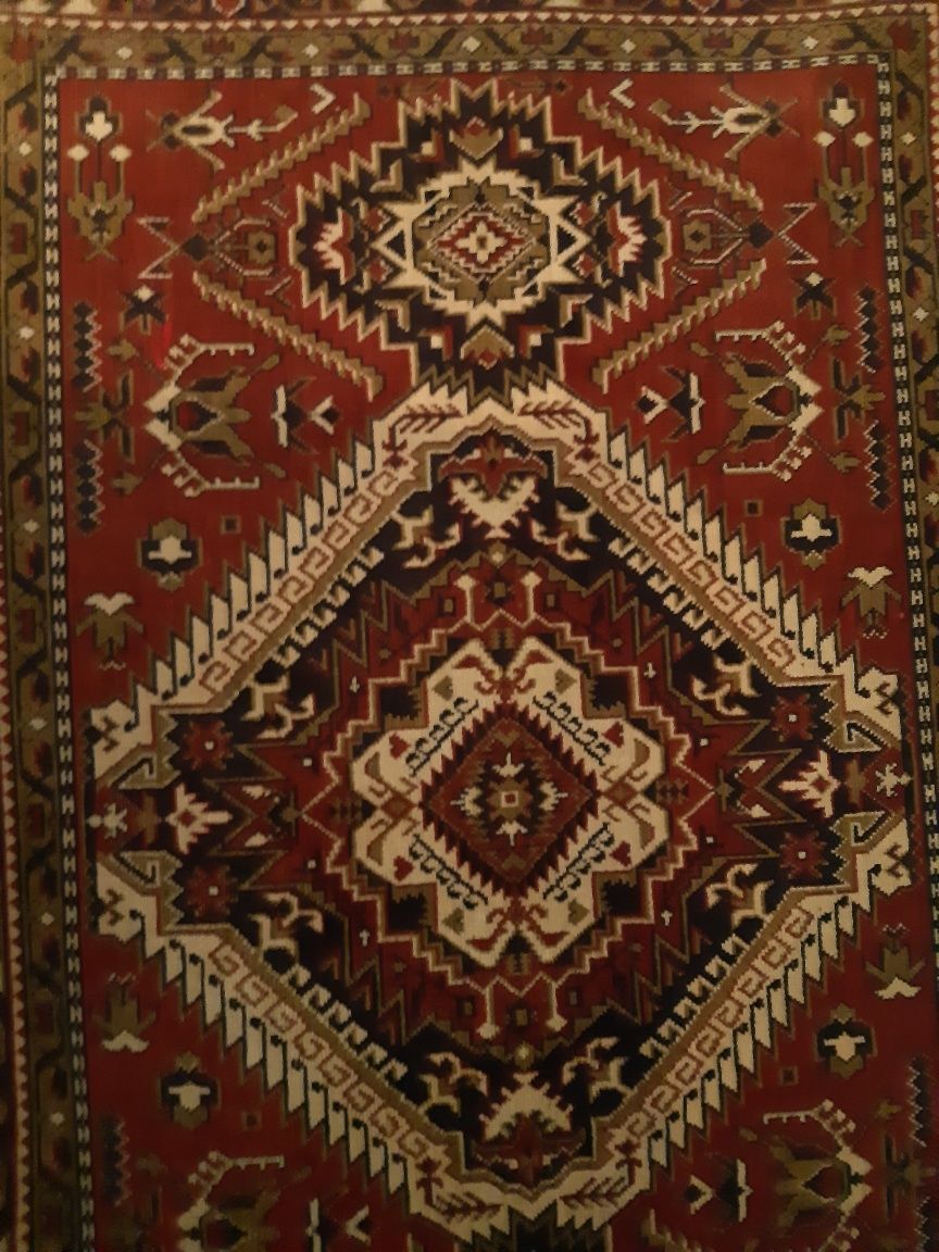 Ковёр и дивандек