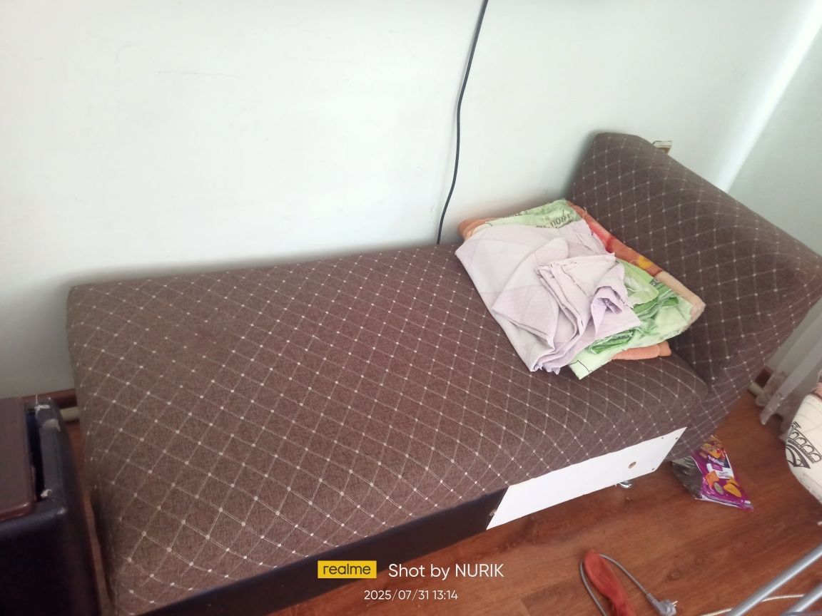 Диван бу оддам дарам два дивана