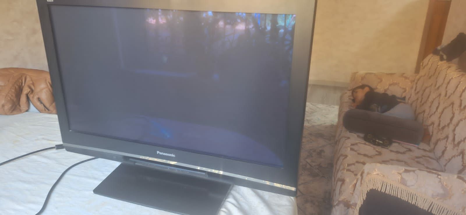 Телевизор Panasonic