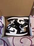 Кроссовки Air Jordan женские