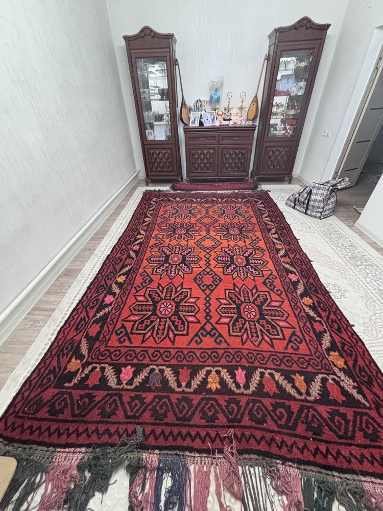 Продам палас за 400000 тг