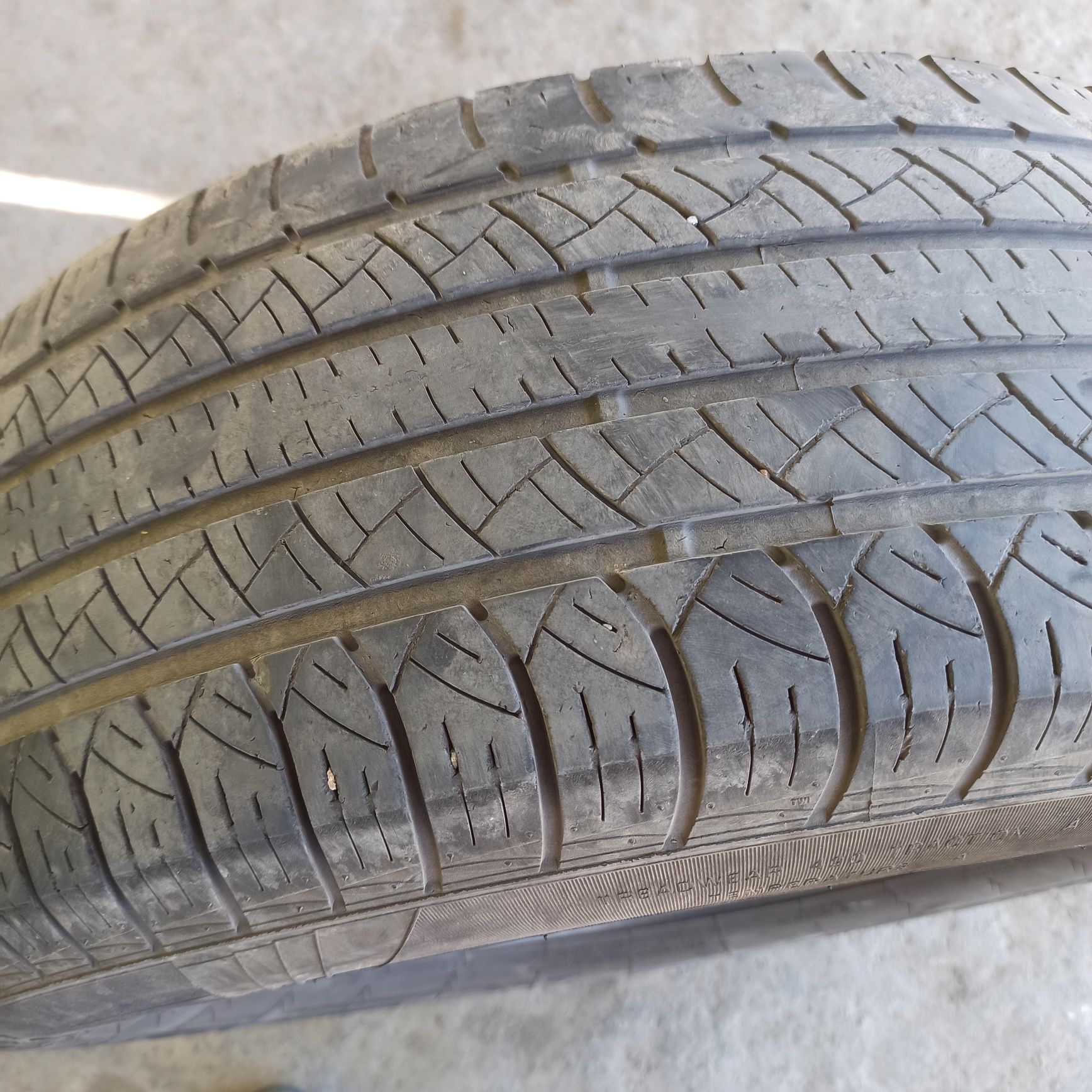 Всесезонка 255 65r17, 110h пара