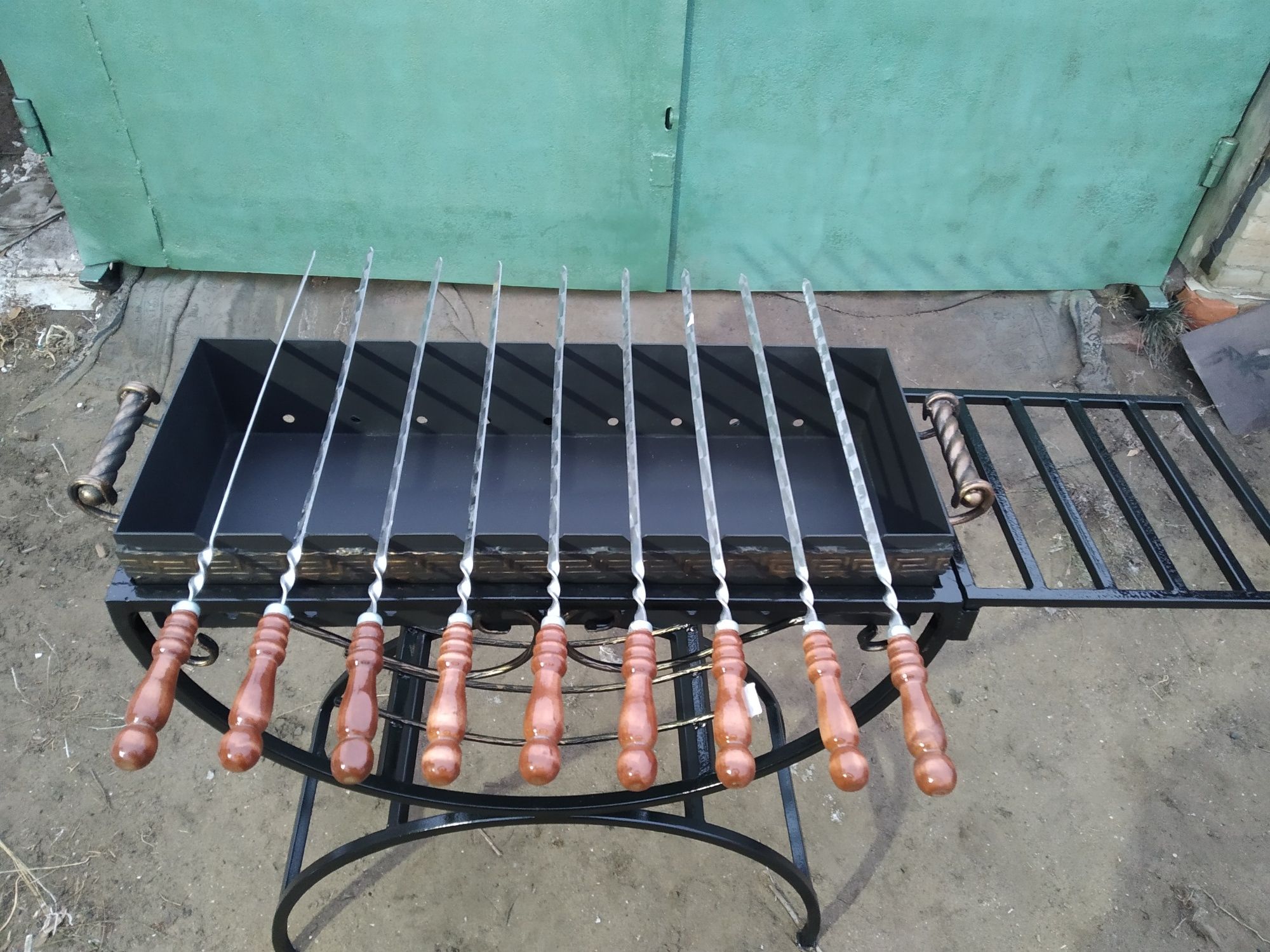 Качественный мангал .