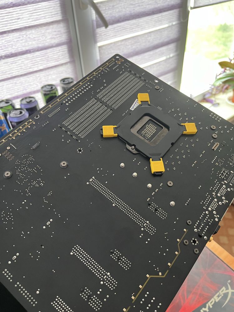 Продам материнскую z170x плату + процессор
